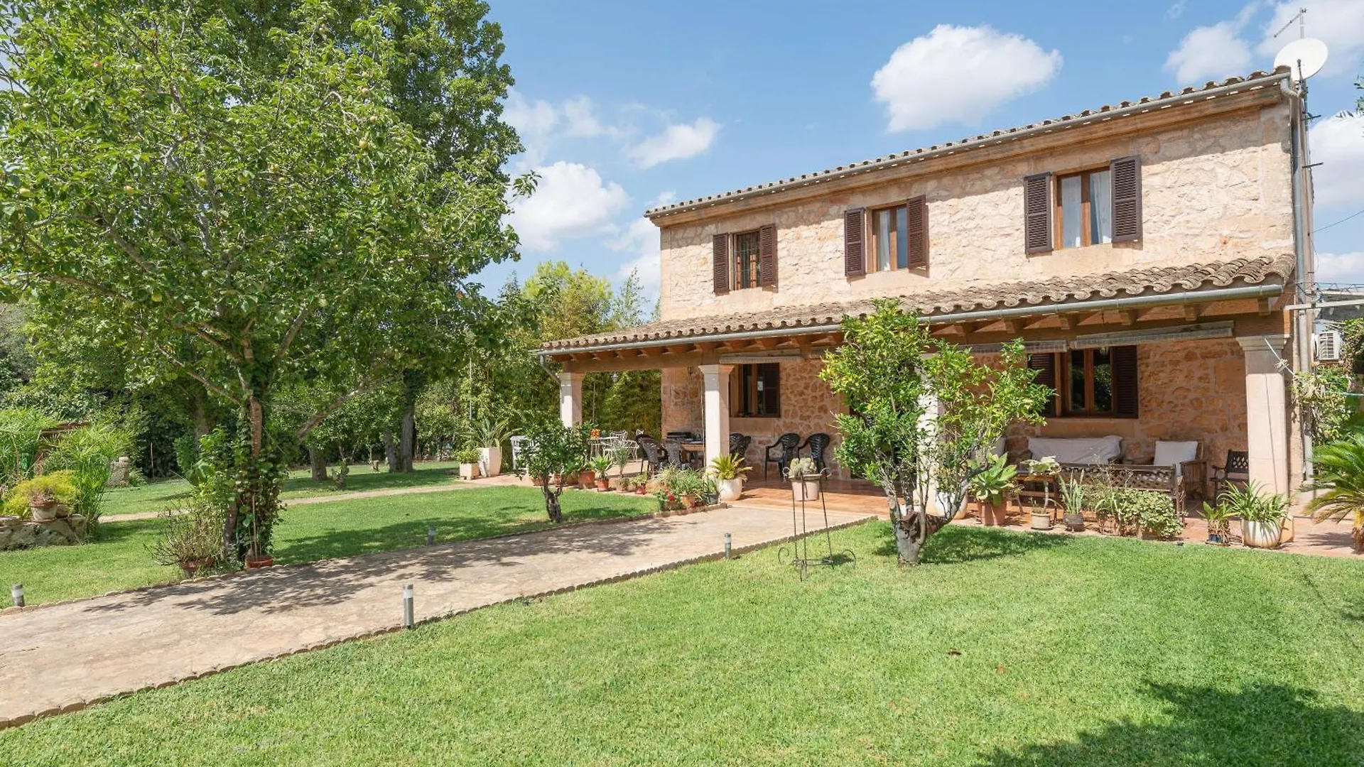 Gina Villa Algaida  Algaida (Mallorca)